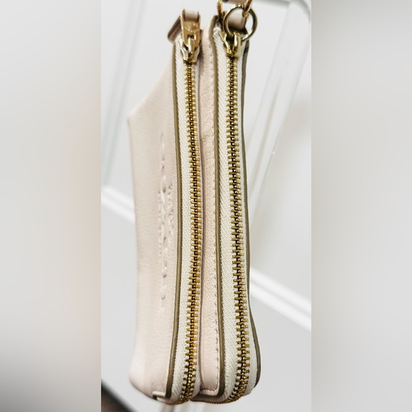 Coach Wristlet - Picture 11 of 14